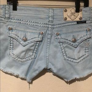 Miss Me Baby Blue cute crystal Shorts 👸🏼